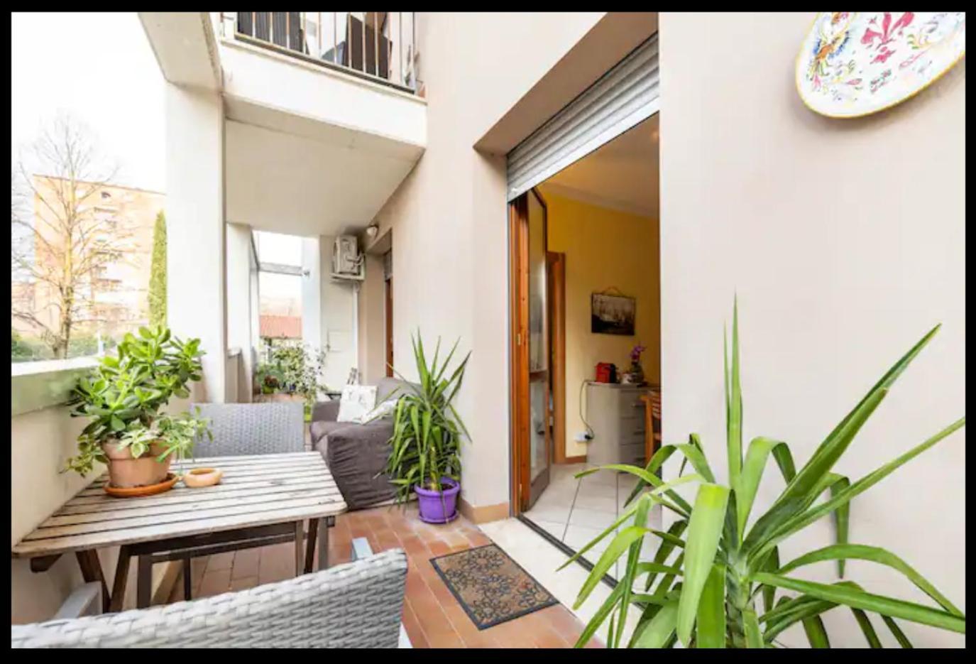 Palazzo Wanny Free Parking & Terrace Lägenhet Florens Exteriör bild